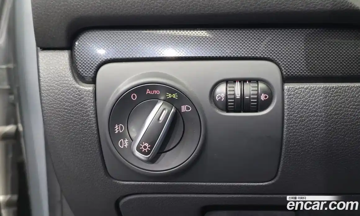 Volkswagen Golf 2011 1.4 автомат (гидро), фото 14