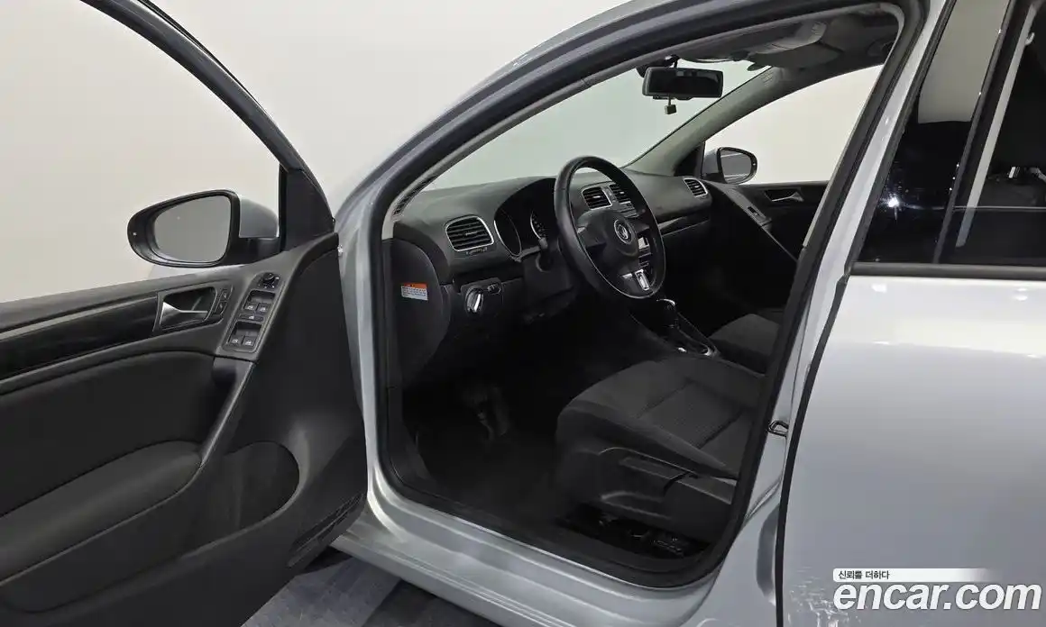 Volkswagen Golf 2011 1.4 автомат (гидро), фото 10