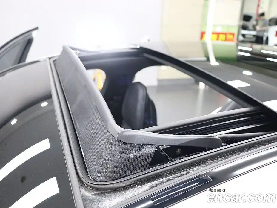 Mercedes-Benz E-Class 2024 2.0 автомат (гидро), фото 13