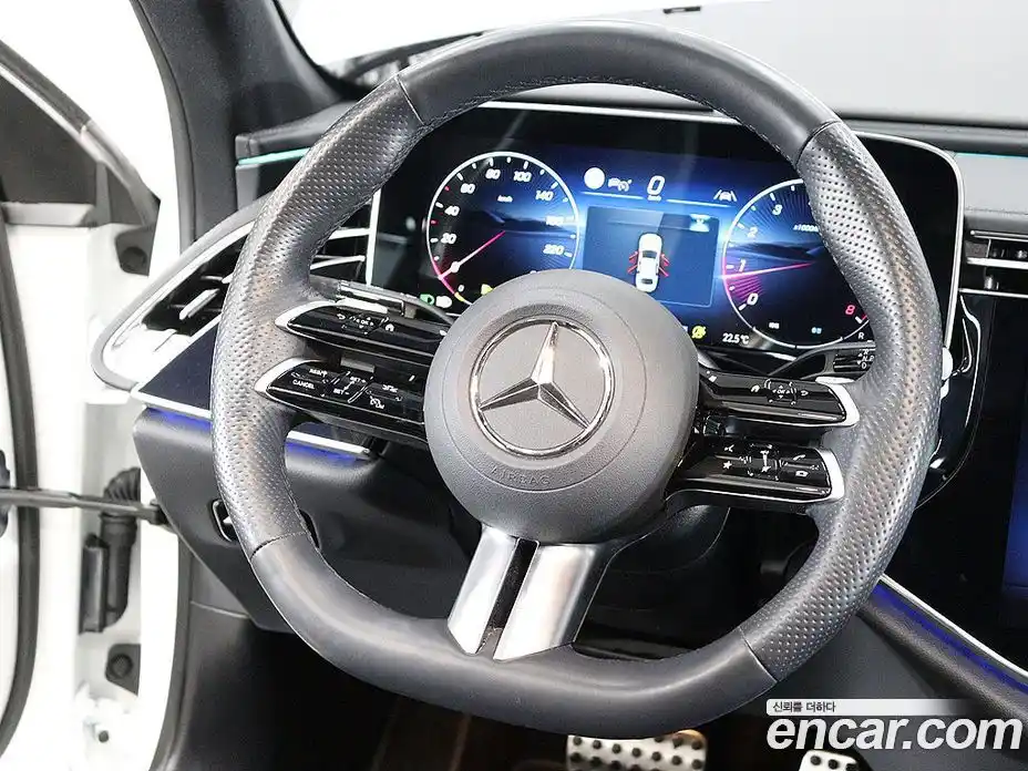 Mercedes-Benz E-Class 2024 2.0 автомат (гидро), фото 15