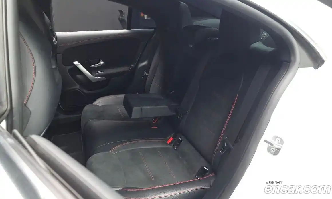 Mercedes-Benz CLA-Class 2023 2.0 гидро, фото 18