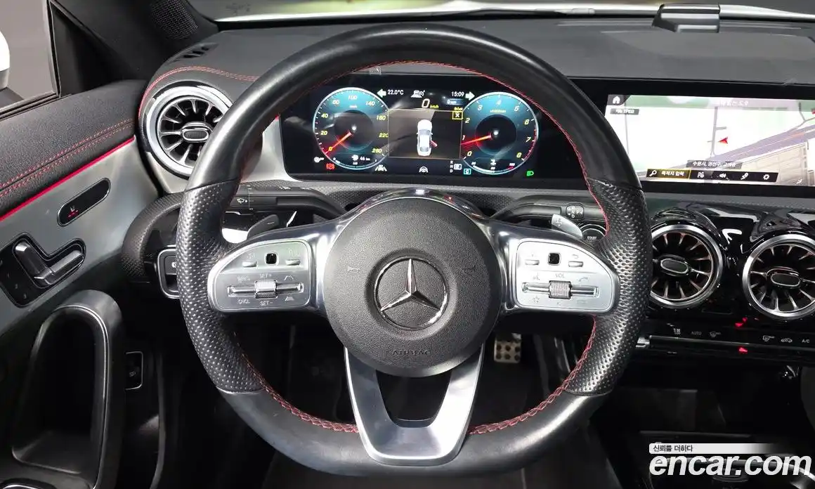 Mercedes-Benz CLA-Class 2023 2.0 гидро, фото 20