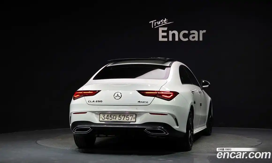 Mercedes-Benz CLA-Class 2023 2.0 гидро, фото 4