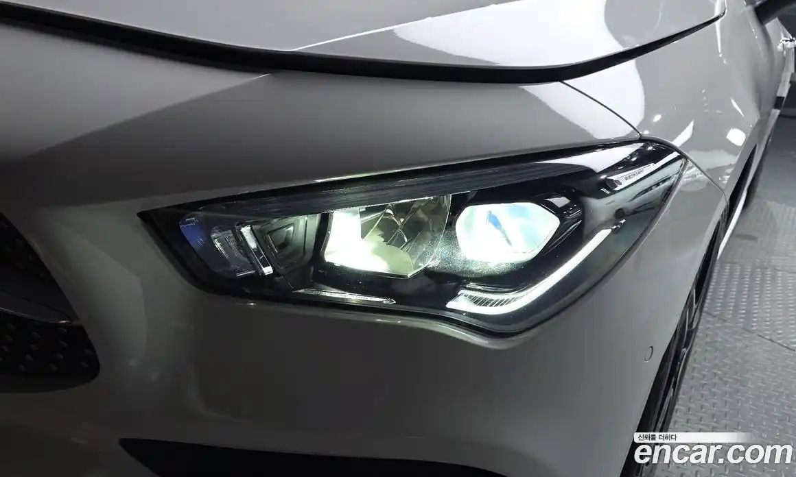 Mercedes-Benz CLA-Class 2023 2.0 гидро, фото 8