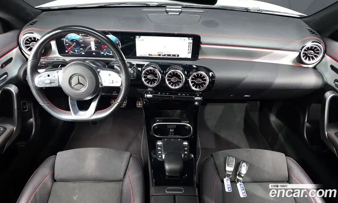 Mercedes-Benz CLA-Class 2023 2.0 гидро, фото 10