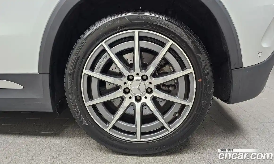 Mercedes-Benz GLA-Class 2021 2.0 гидро, фото 7 Mercedes-Benz GLA-Class 2021 2.0 гидро, фото 7