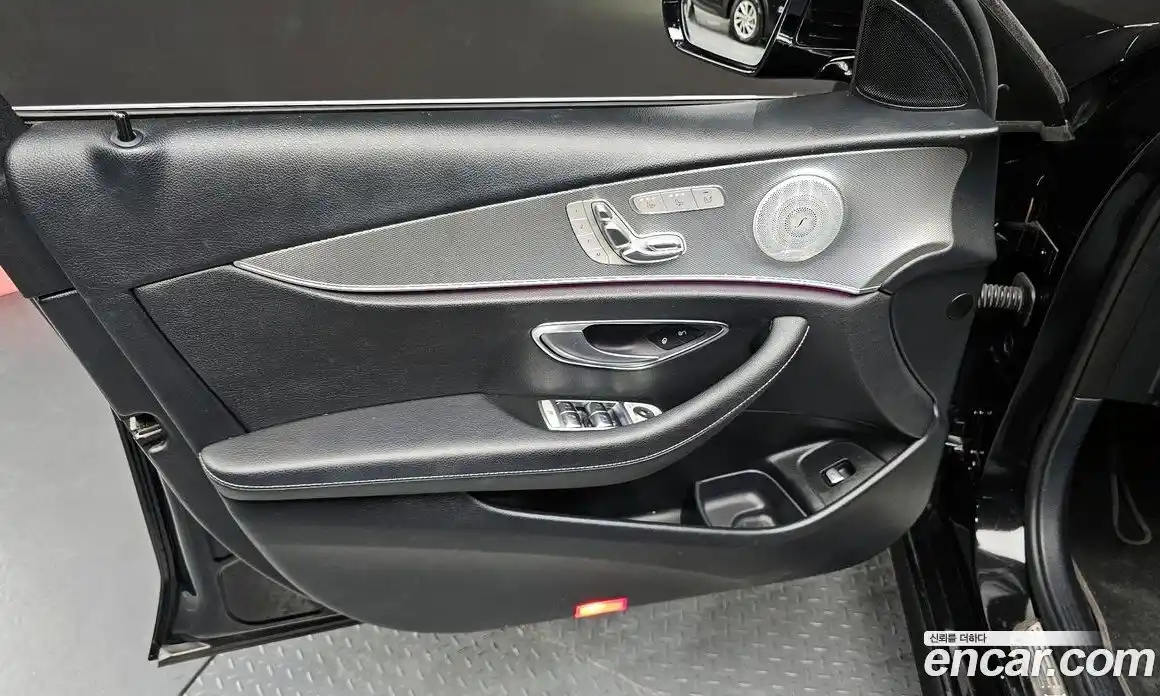Mercedes-Benz E-Class 2019 2.0 автомат (гидро), фото 13