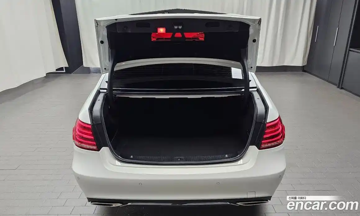 Mercedes-Benz E-Class 2014 3.5 автомат (гидро), фото 20