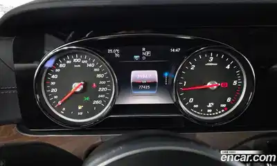Mercedes-Benz E-Class 2020 1.9 автомат (гидро), миниатюра 11