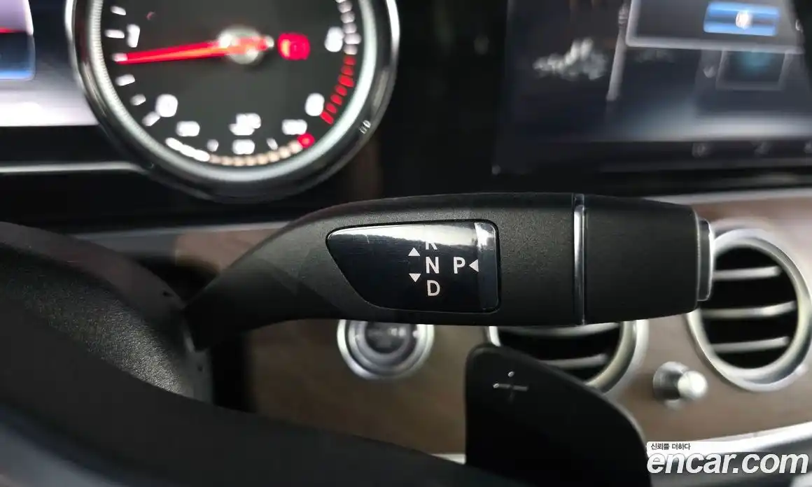Mercedes-Benz E-Class 2020 1.9 автомат (гидро), фото 12