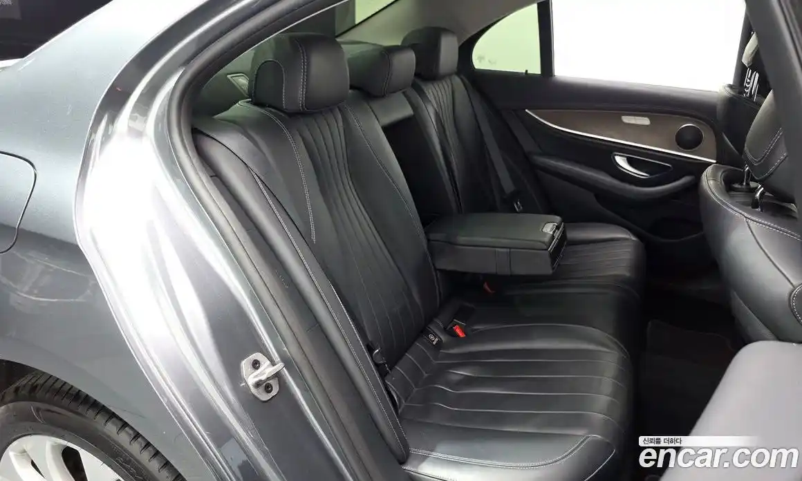 Mercedes-Benz E-Class 2020 1.9 автомат (гидро), фото 17