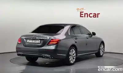 Mercedes-Benz E-Class 2020 1.9 автомат (гидро), миниатюра 2