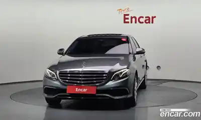 Mercedes-Benz E-Class 2020 1.9 автомат (гидро), миниатюра 3