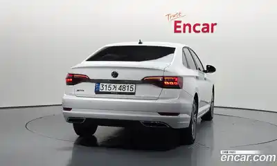 Volkswagen Jetta 2021 1.4 автомат (гидро), миниатюра 4
