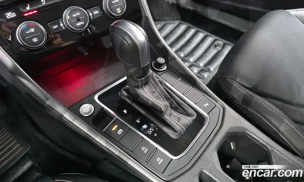 Volkswagen Jetta 2021 1.4 автомат (гидро), фото 9