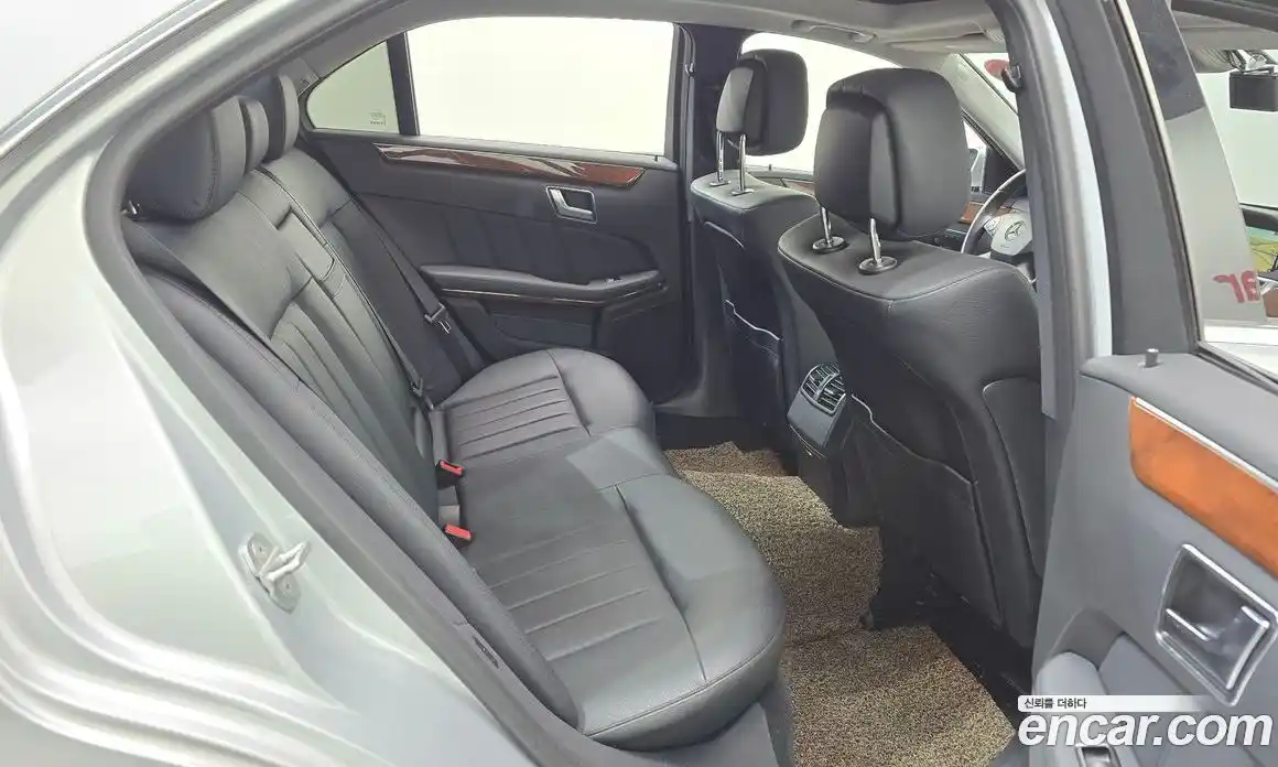 Mercedes-Benz E-Class 2012 3.5 автомат (гидро), фото 19