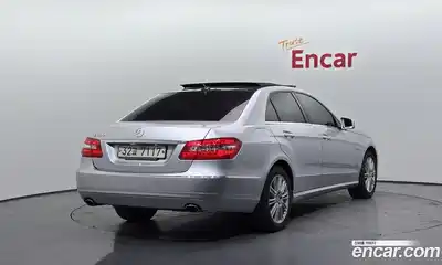 Mercedes-Benz E-Class 2012 3.5 автомат (гидро), миниатюра 2