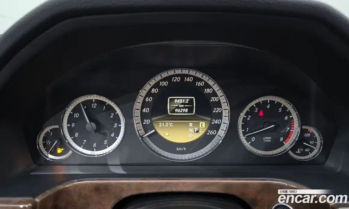 Mercedes-Benz E-Class 2012 3.5 автомат (гидро), фото 8