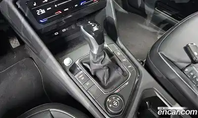 Volkswagen Tiguan 2021 2.0 автомат (гидро), миниатюра 12