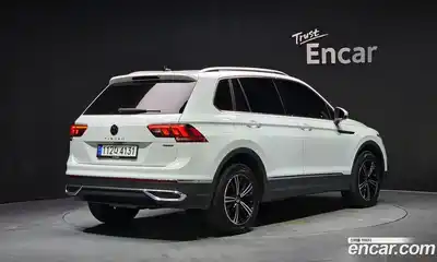 Volkswagen Tiguan 2021 2.0 автомат (гидро), миниатюра 2