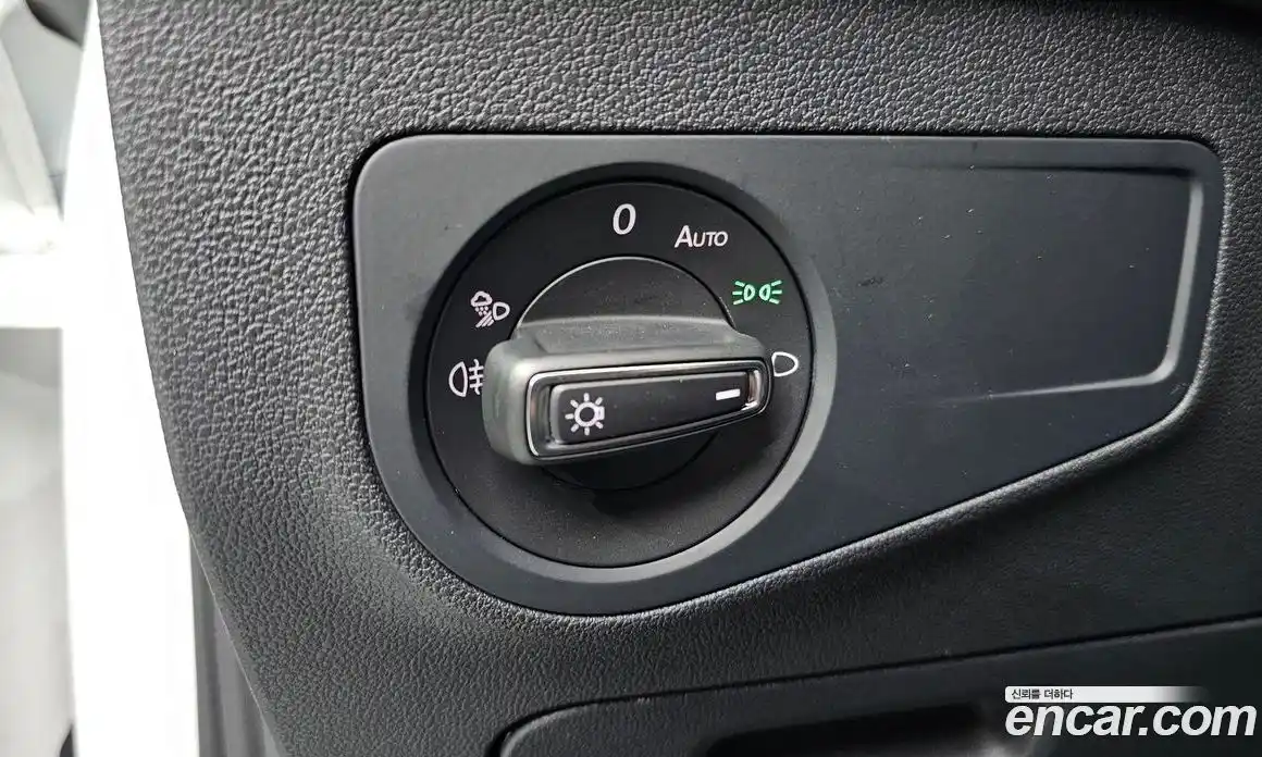Volkswagen Tiguan 2021 2.0 автомат (гидро), фото 30