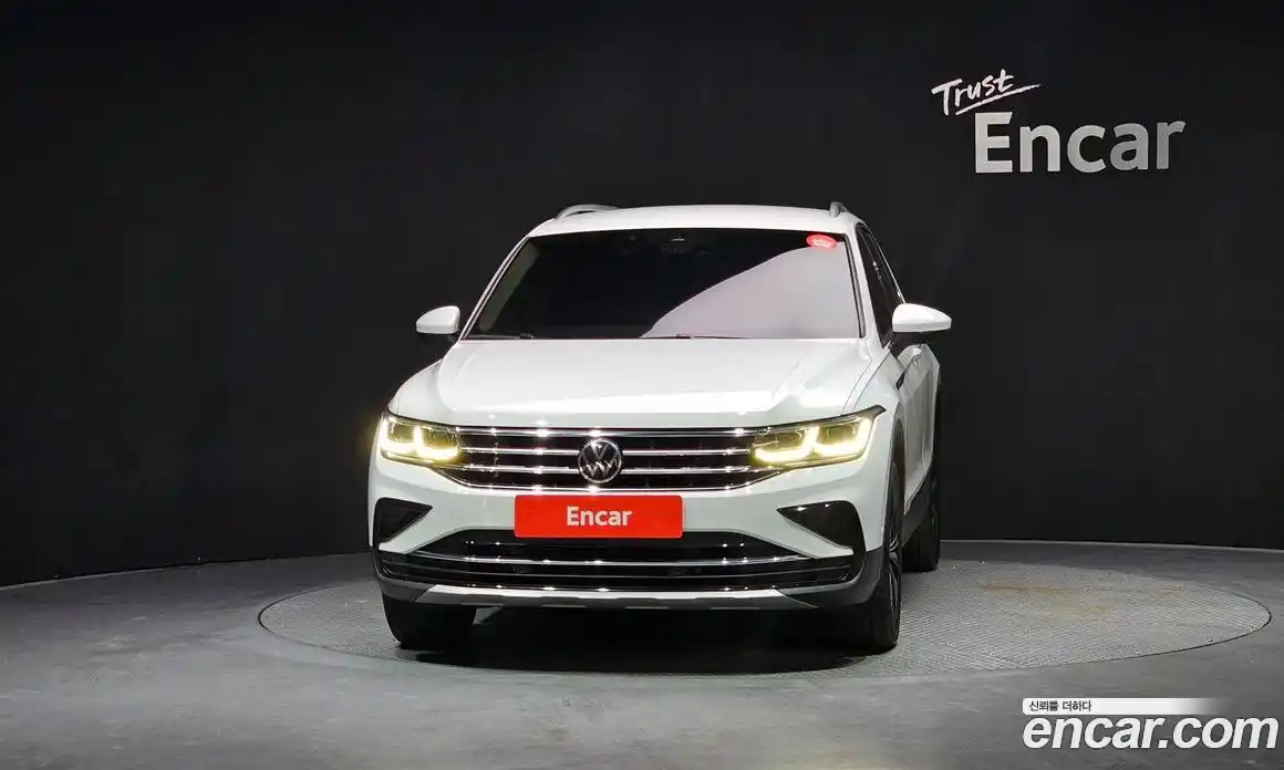 Volkswagen Tiguan 2021 2.0 автомат (гидро), фото 3