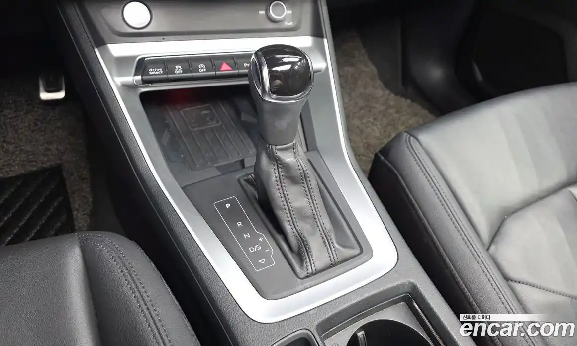 Audi Q3 2020 2.0 автомат (гидро), фото 12