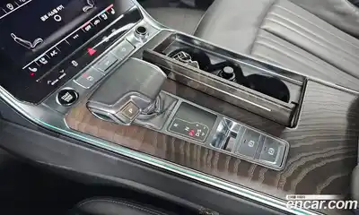 Audi A6 2022 2.0 автомат (гидро), миниатюра 12