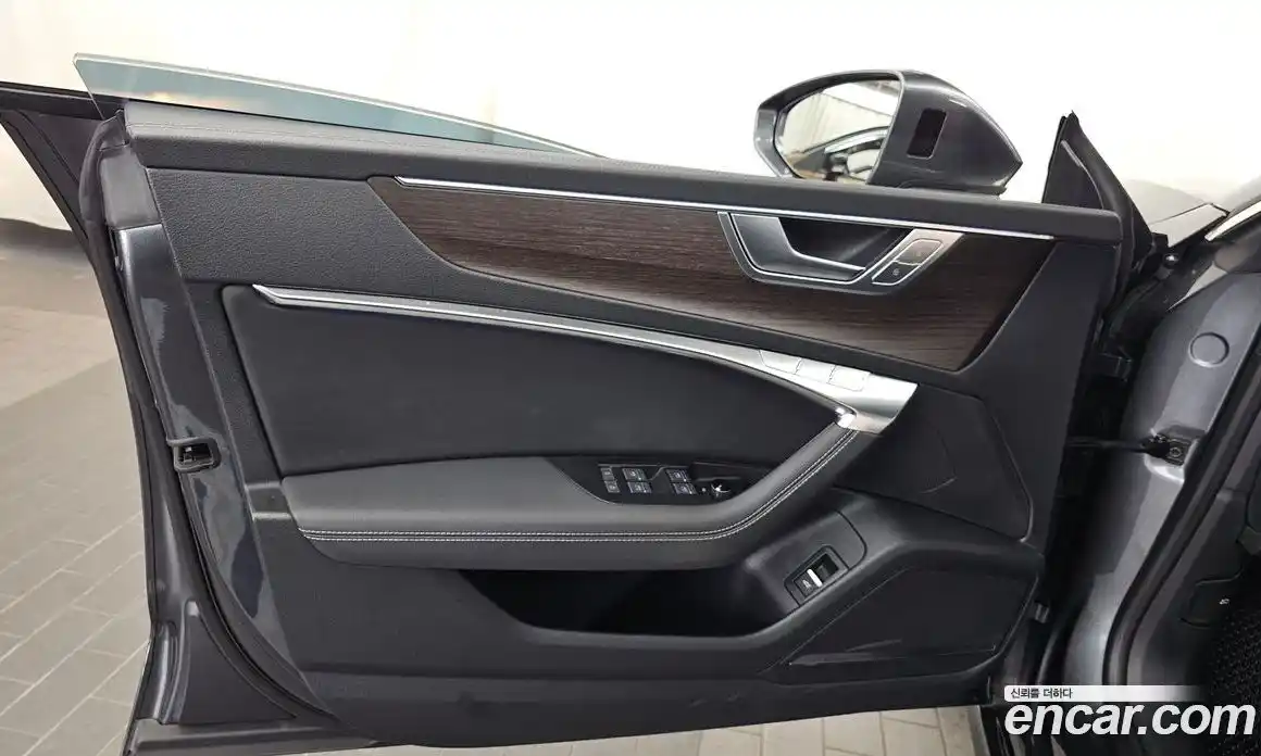 Audi A7 2022 3.0 автомат (гидро), фото 14