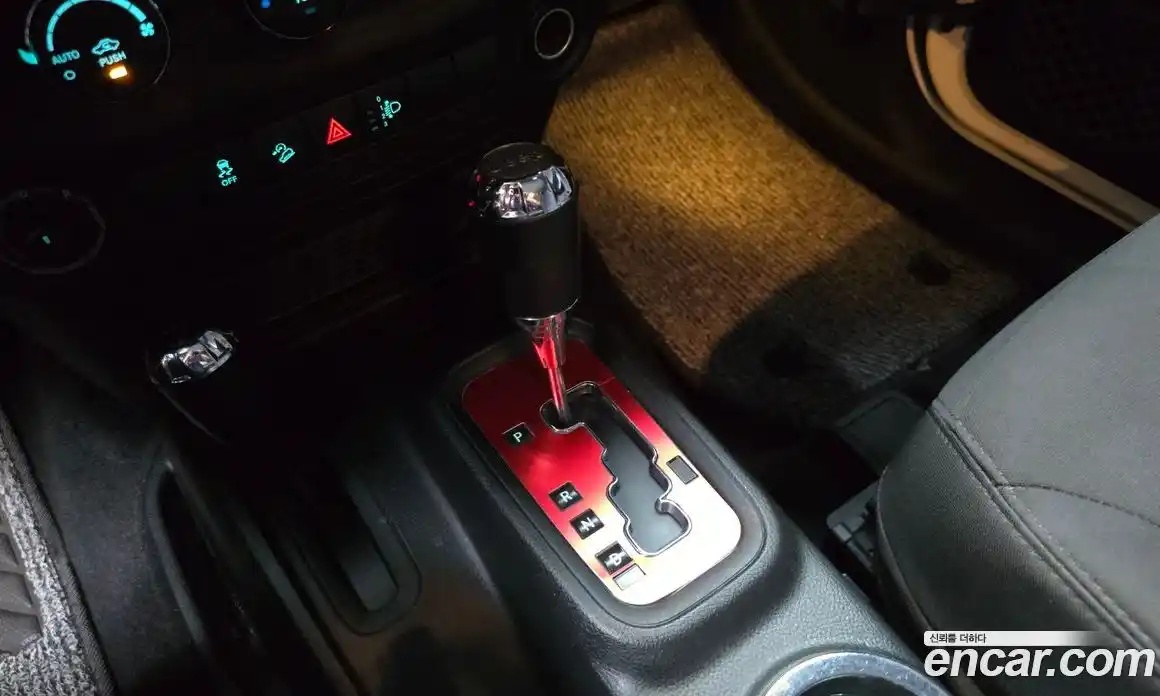 Jeep Wrangler 2017 3.6 автомат (гидро), фото 12