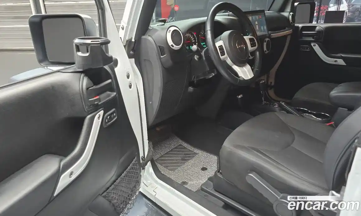 Jeep Wrangler 2017 3.6 автомат (гидро), фото 13