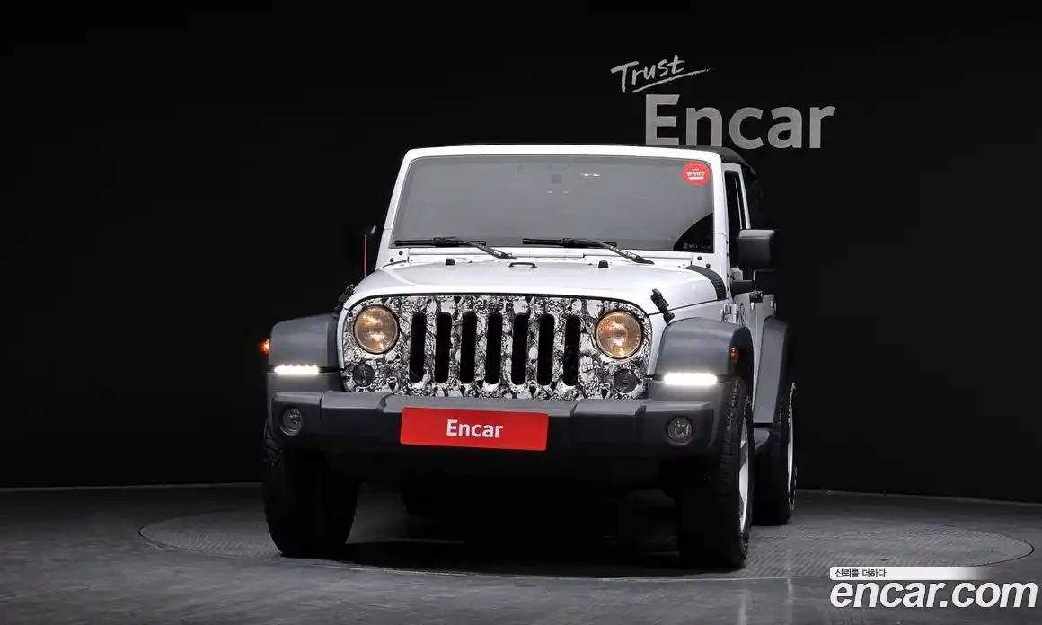 Jeep Wrangler 2017 3.6 автомат (гидро), фото 3