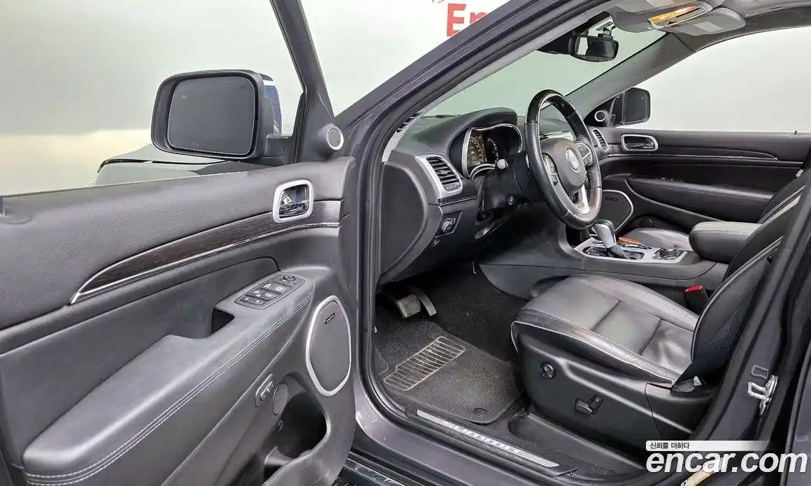Jeep Cherokee 2021 3.6 автомат (гидро), фото 13