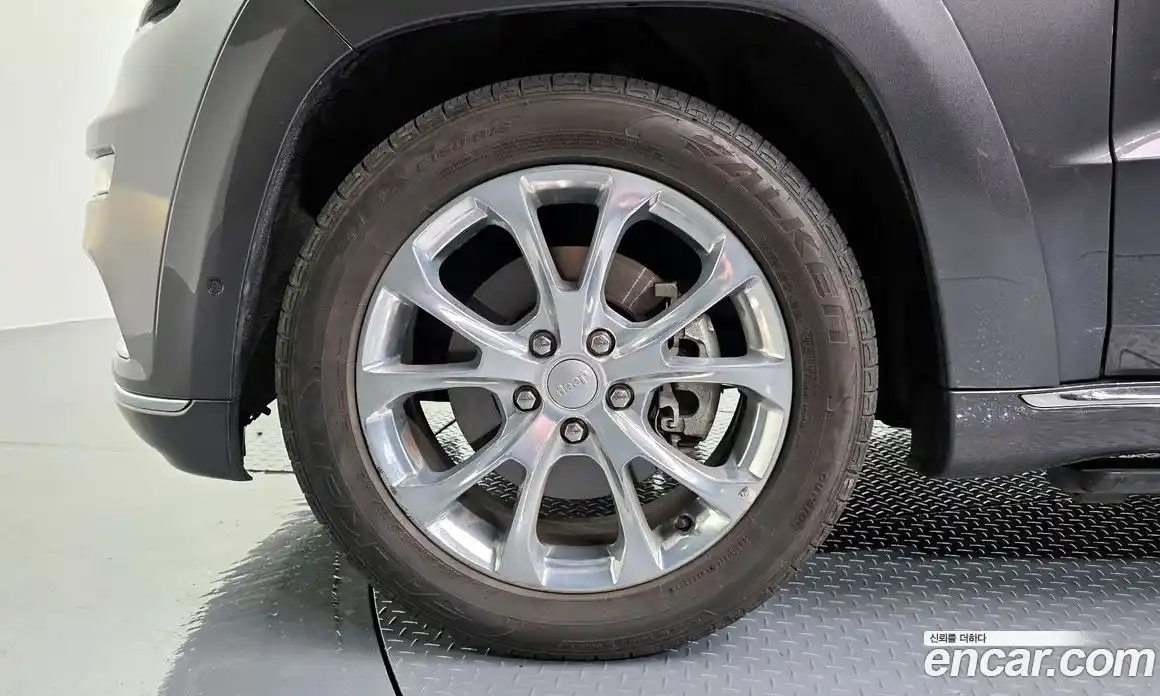 Jeep Cherokee 2021 3.6 автомат (гидро), фото 5