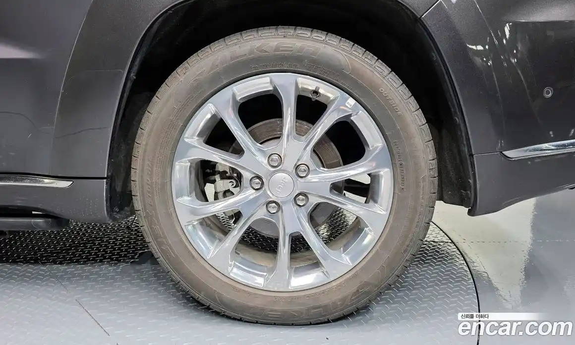 Jeep Cherokee 2021 3.6 автомат (гидро), фото 7