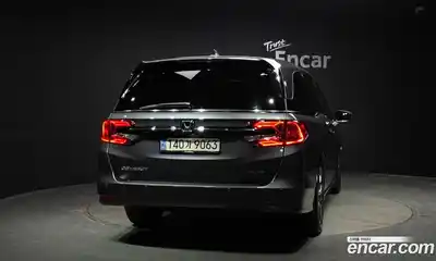 Honda Odyssey 2023 3.5 автомат (гидро), миниатюра 3