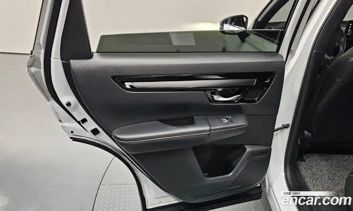 Honda CR-V 2023 2.0 автомат (гидро), фото 15