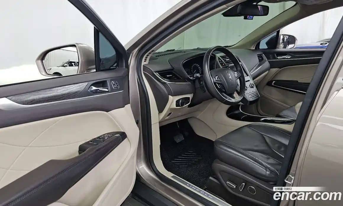 Lincoln MKC 2019 2.0 автомат (гидро), фото 10 Lincoln MKC 2019 2.0 автомат (гидро), фото 10