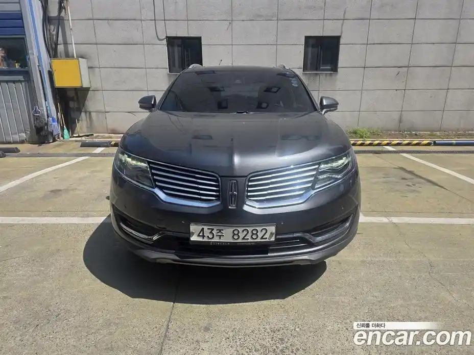 Lincoln MKX 2018 2.7 автомат (гидро), фото 1 Lincoln MKX 2018 2.7 автомат (гидро), фото 1