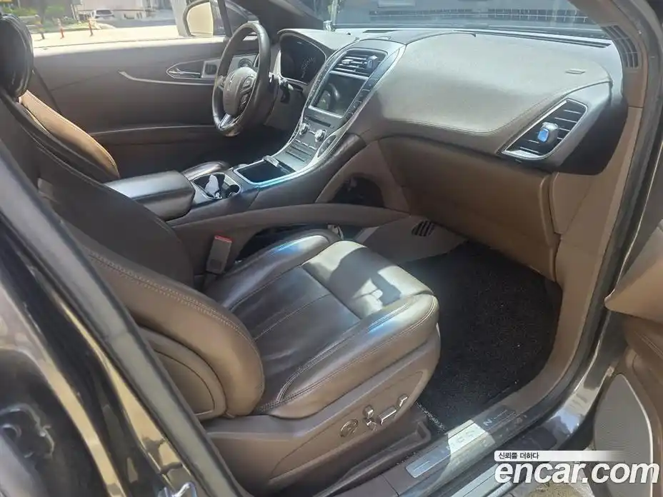 Lincoln MKX 2018 2.7 автомат (гидро), фото 15 Lincoln MKX 2018 2.7 автомат (гидро), фото 15