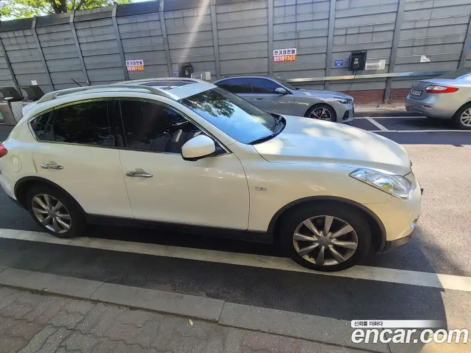 Infiniti EX 2010 3.5 автомат (гидро), фото 3 Infiniti EX 2010 3.5 автомат (гидро), фото 3