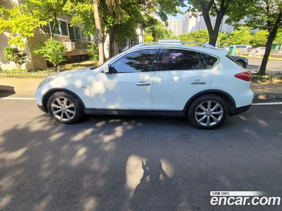 Infiniti EX 2010 3.5 автомат (гидро), фото 4 Infiniti EX 2010 3.5 автомат (гидро), фото 4
