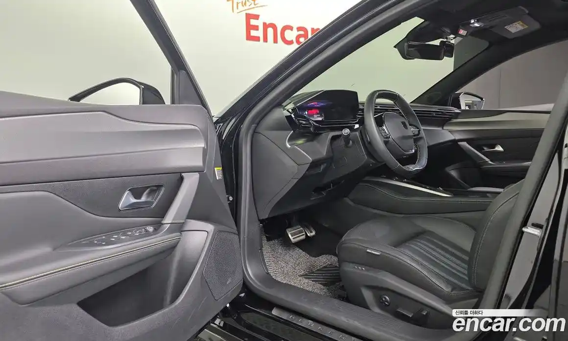 Peugeot 308 2023 1.5 автомат (гидро), фото 16