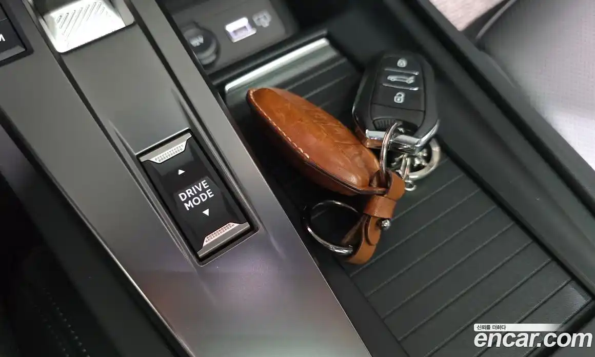 Peugeot 308 2023 1.5 автомат (гидро), фото 28