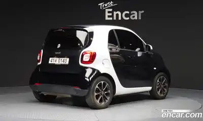 Smart Fortwo 2015 1.0 автомат (гидро), миниатюра 2