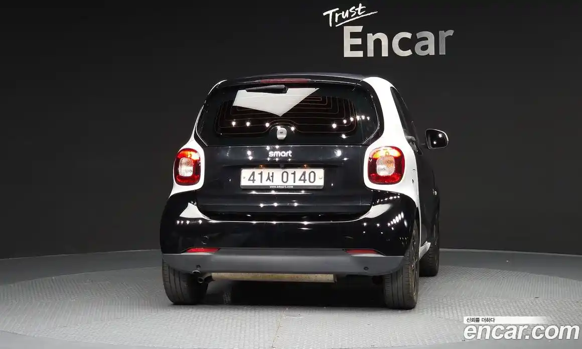 Smart Fortwo 2015 1.0 автомат (гидро), фото 4