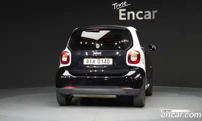Smart Fortwo 2015 1.0 автомат (гидро), миниатюра 4