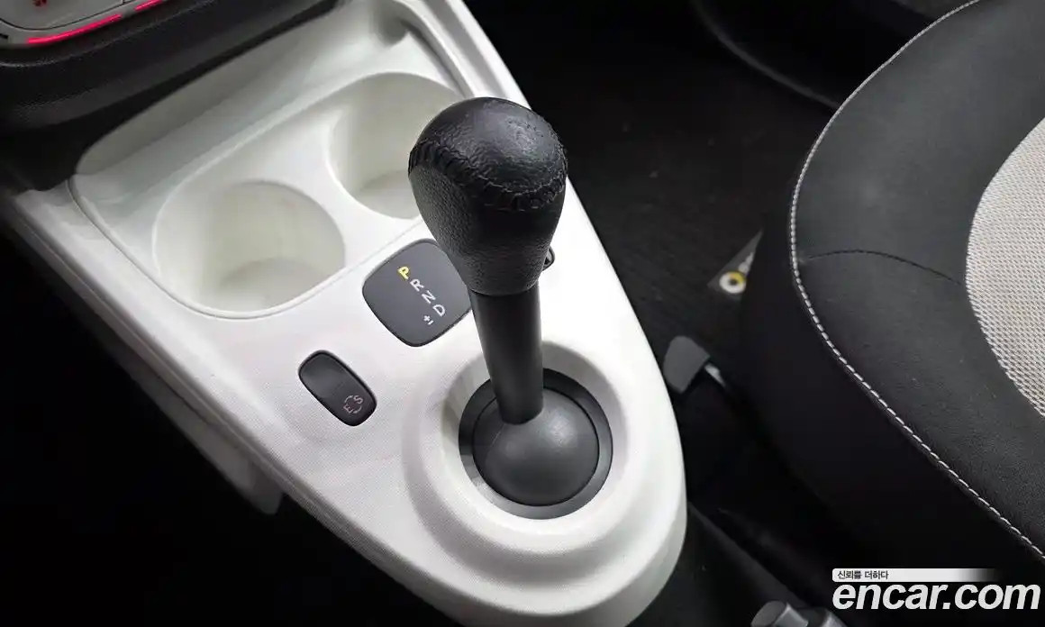 Smart Fortwo 2015 1.0 автомат (гидро), фото 9