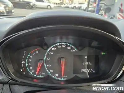 Chevrolet Spark 2016 1.0 автомат (гидро), миниатюра 10