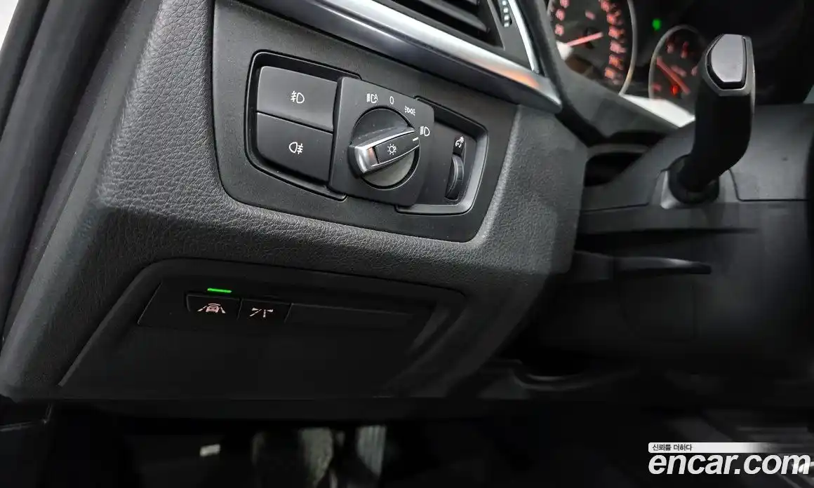 BMW 3 серия 2018 2.0 автомат (гидро), фото 17
